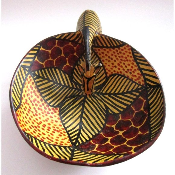 Hand Carved Hand Painted African Kenya Wood Giraffe Drinking From Bowl, Folk Art - Picture 3 of 16